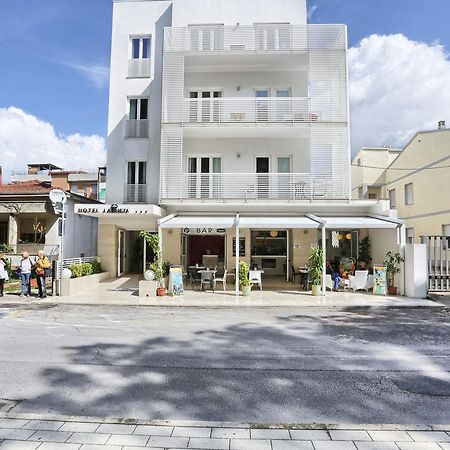 Hotel La Pineta Follonica Esterno foto