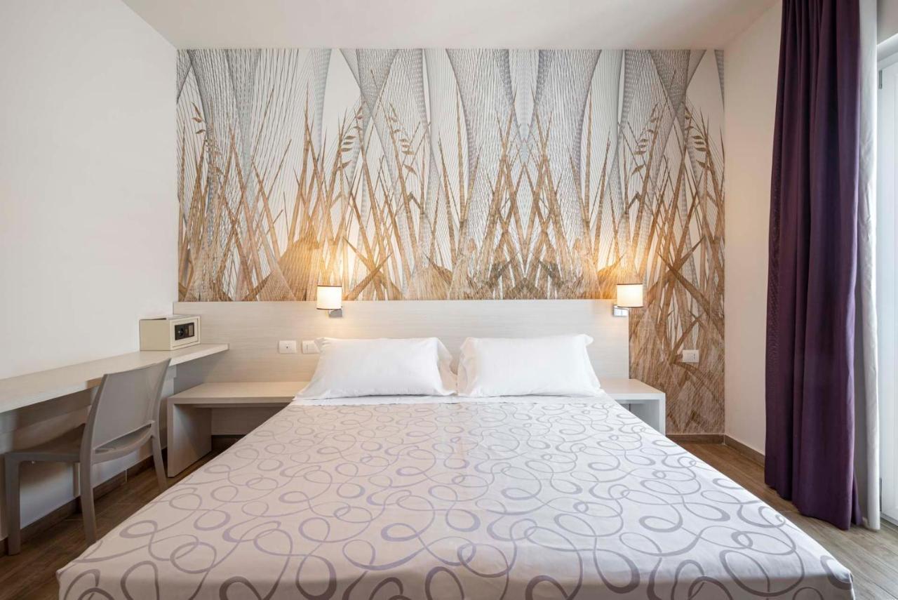 Hotel La Pineta Follonica Esterno foto