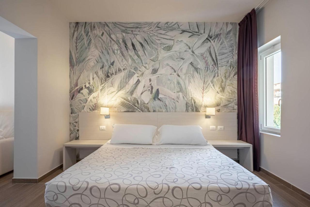 Hotel La Pineta Follonica Esterno foto