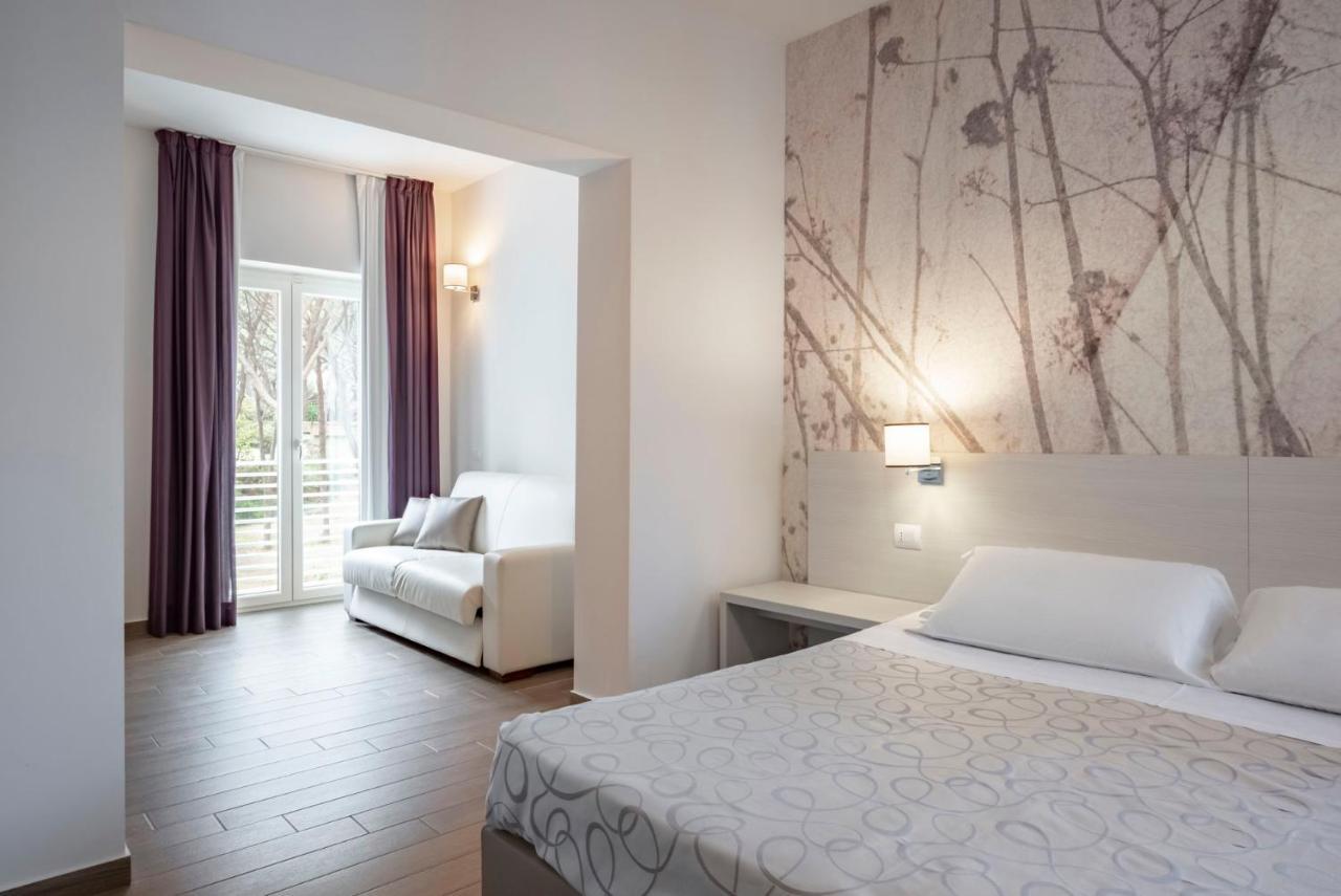 Hotel La Pineta Follonica Esterno foto