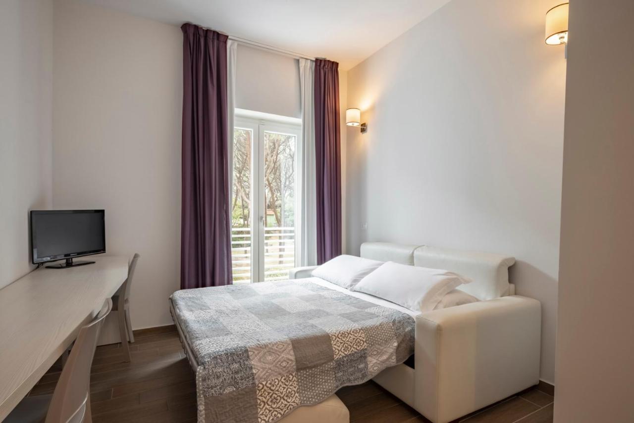 Hotel La Pineta Follonica Esterno foto