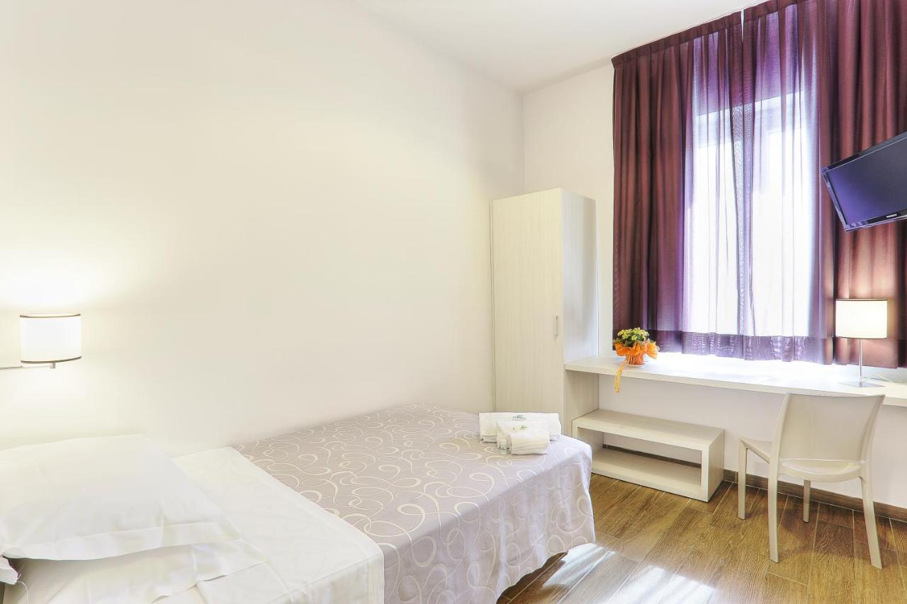 Hotel La Pineta Follonica Esterno foto